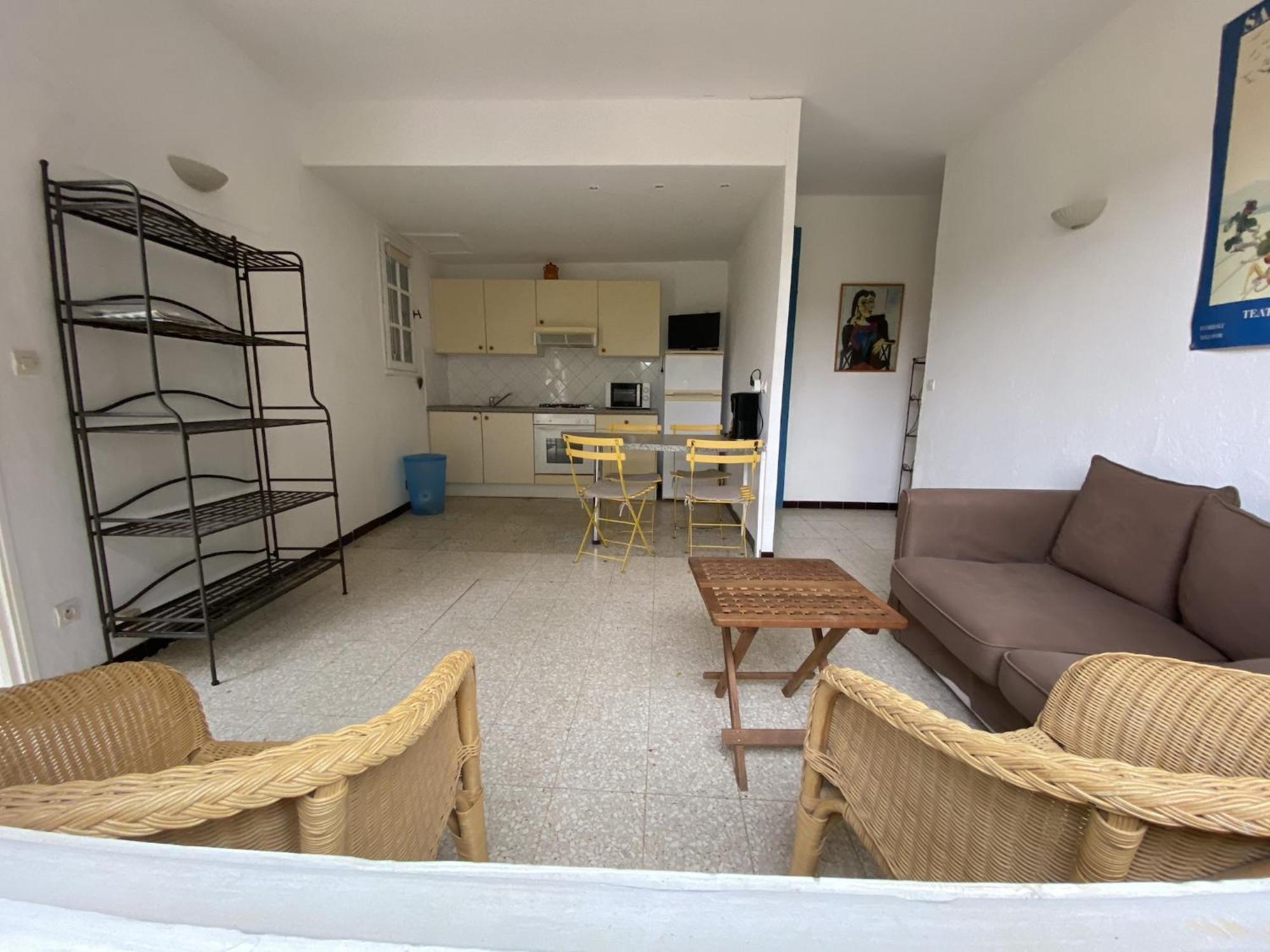 Apartmán Flat In A Beautiful Building With Pool Mèze Exteriér fotografie