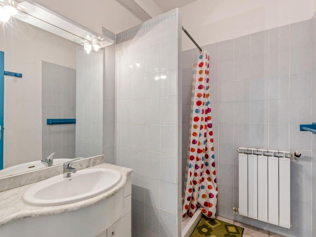 Apartmán Flat In A Beautiful Building With Pool Mèze Exteriér fotografie