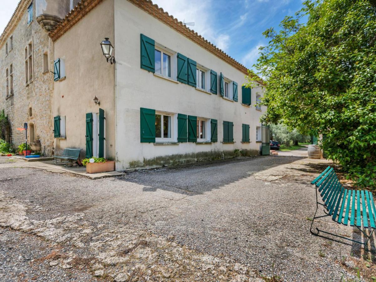 Apartmán Flat In A Beautiful Building With Pool Mèze Exteriér fotografie