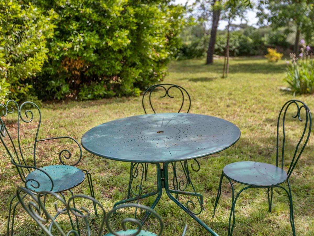 Apartmán Flat In A Beautiful Building With Pool Mèze Exteriér fotografie